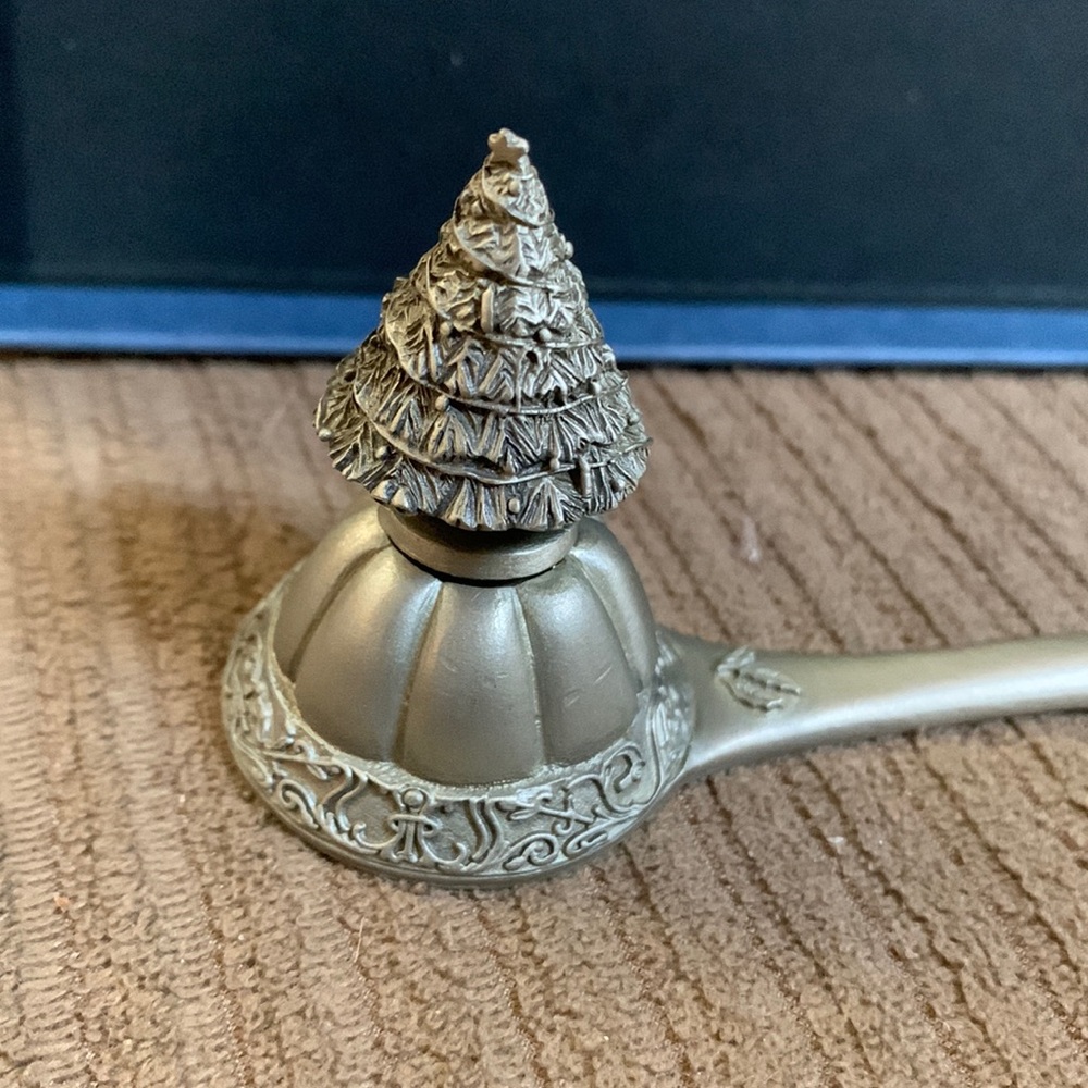 Fort Pewter Christmas Tree Candle Snuffer
